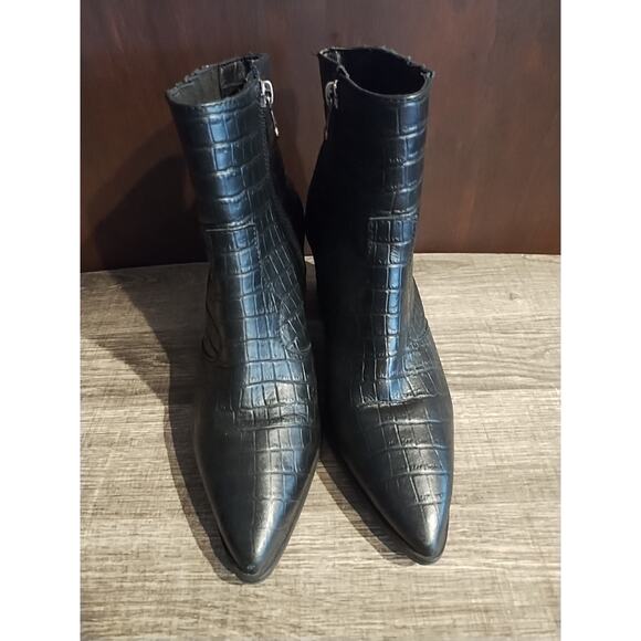 Blondo Womens 7 Ankle Bootie Black Leather Waterproof Pointed Reptile Toe Boots - Picture 3 of 10